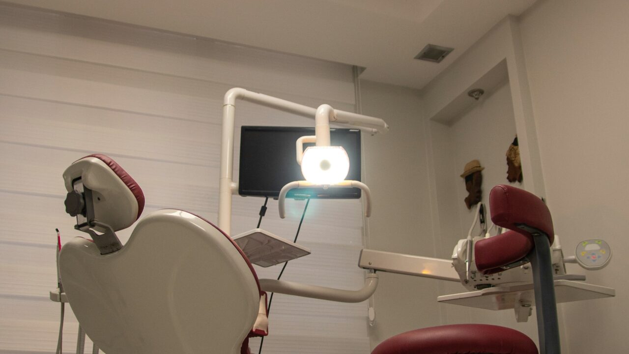 dentist2